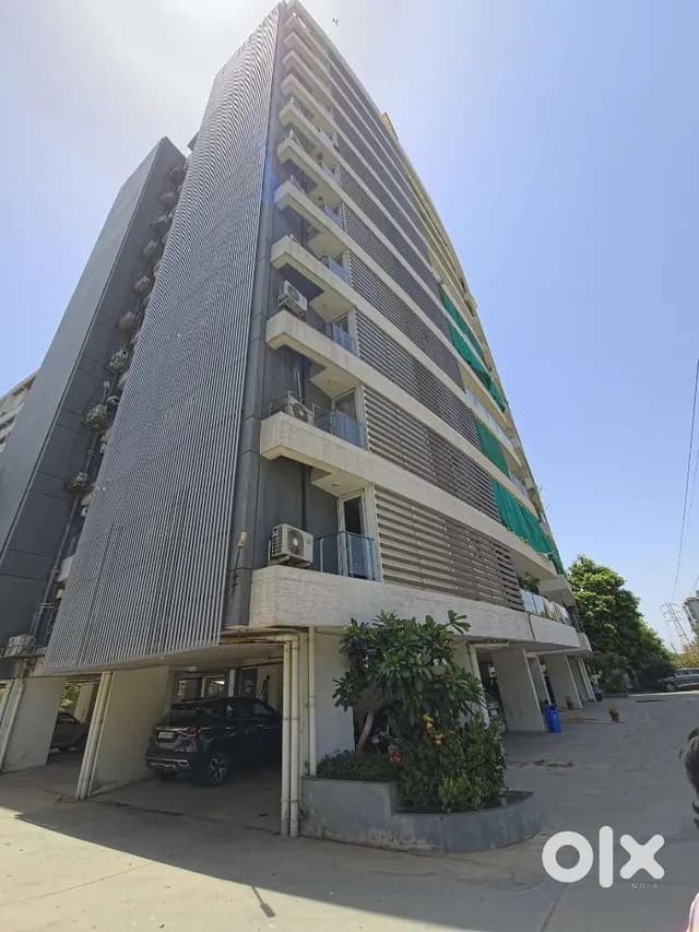 3 BHK fully furnished luxurious flat for sale in kalali.