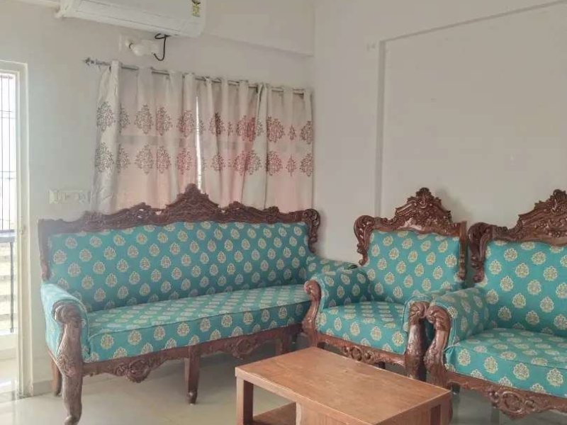 2-bhk-flat-for-rent-in-chhani-jakat-naka-circle-near-sitaram-complex-small-4