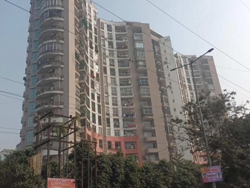 saya-gold-avenue-green-star-new-booking-3-4-5-bhk-flat-in-vaibhav-khand-ghaziabad