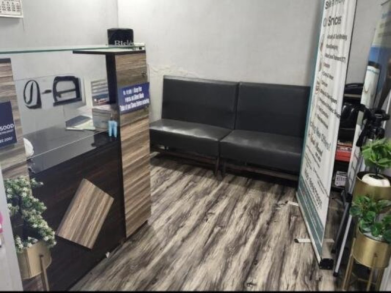ready-to-move-office-space-for-sale-hajratganj-lucknow-small-1