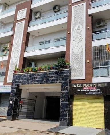 3-bhk-1812-sqft-flat-for-sale-in-crystal-palm-alambagh-lucknow-big-3